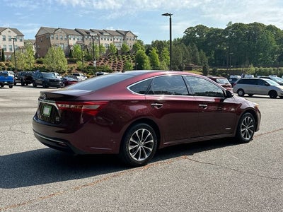 2017 Toyota Avalon Hybrid XLE Plus