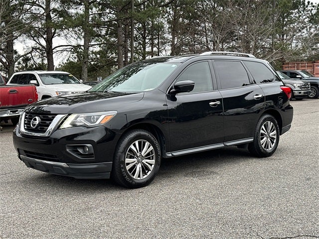 2018 Nissan Pathfinder SL