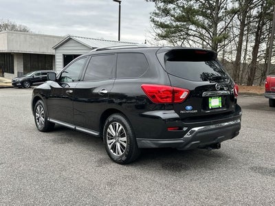 2018 Nissan Pathfinder SL
