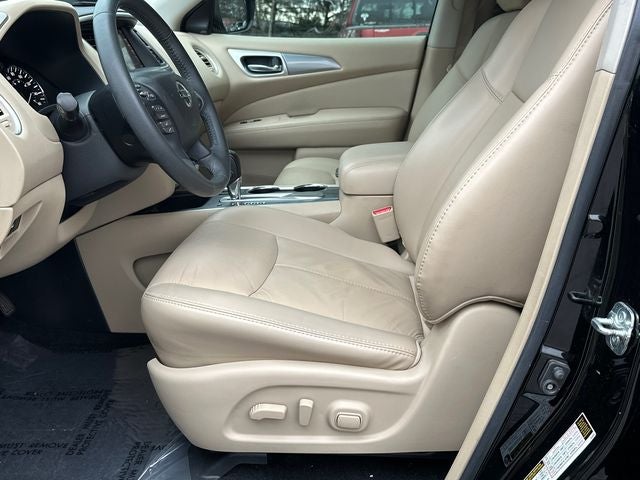 2018 Nissan Pathfinder SL