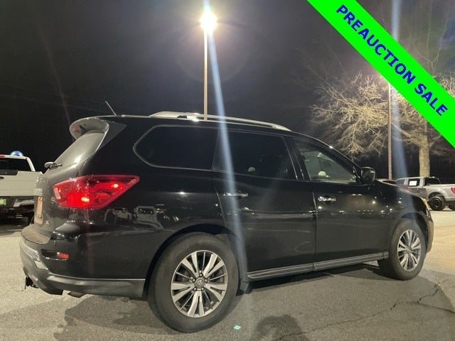 2018 Nissan Pathfinder SL