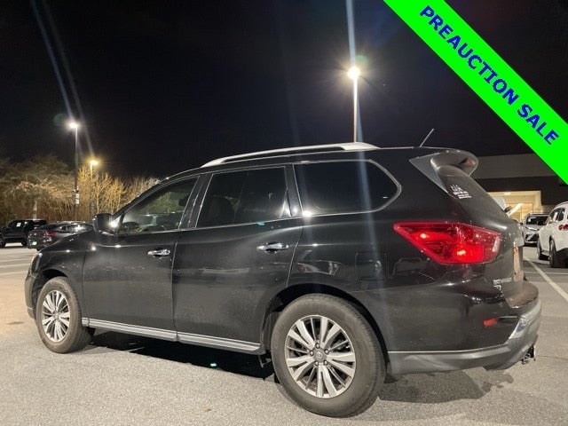 2018 Nissan Pathfinder SL