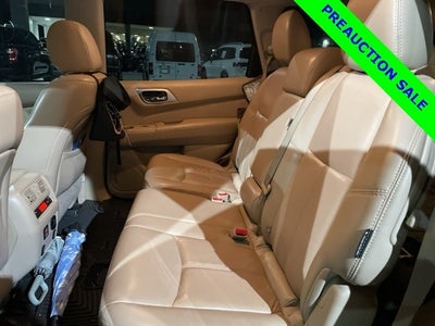 2018 Nissan Pathfinder SL