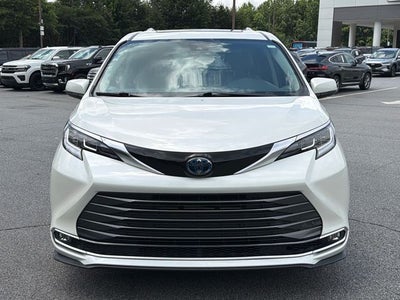 2021 Toyota Sienna Limited 7 Passenger