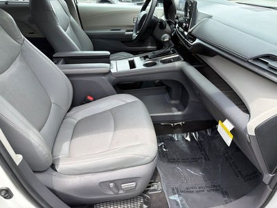 2021 Toyota Sienna Limited 7 Passenger