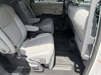 2021 Toyota Sienna Limited 7 Passenger