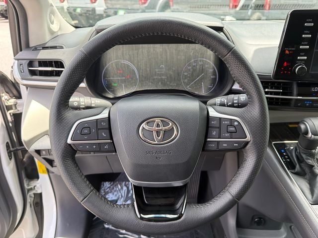 2021 Toyota Sienna Limited 7 Passenger