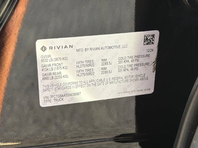 2025 Rivian R1T Adventure Dual Motor Standard Pack