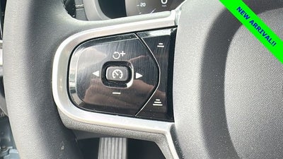 2022 Volvo S60 B5 R-Design