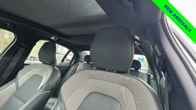 2022 Volvo S60 B5 R-Design