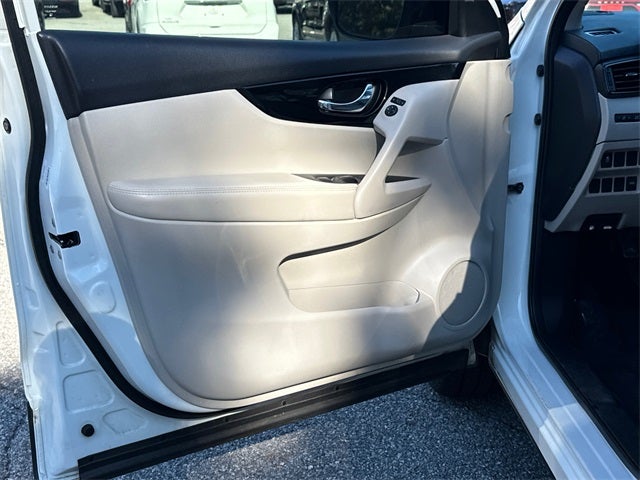 2018 Nissan Rogue Sport SV