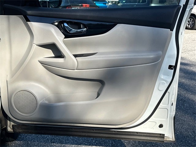 2018 Nissan Rogue Sport SV