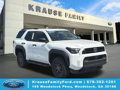 2025 Toyota 4Runner SR5 W / LEATHER