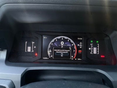 2025 Toyota 4Runner SR5 W / LEATHER