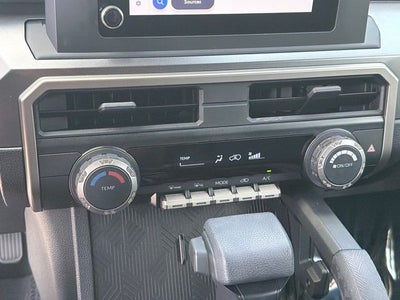 2025 Toyota 4Runner SR5 W / LEATHER