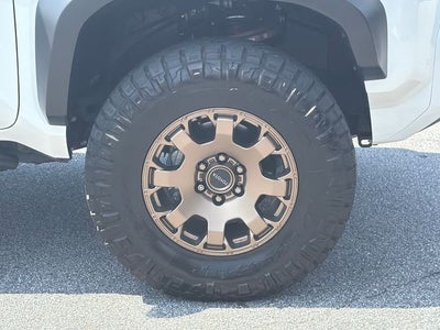 2025 Toyota 4Runner i-FORCE MAX Hybrid Trailhunter