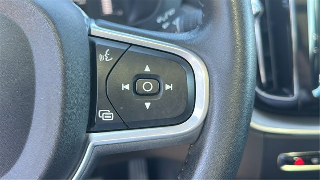 2019 Volvo XC60 T5 Momentum