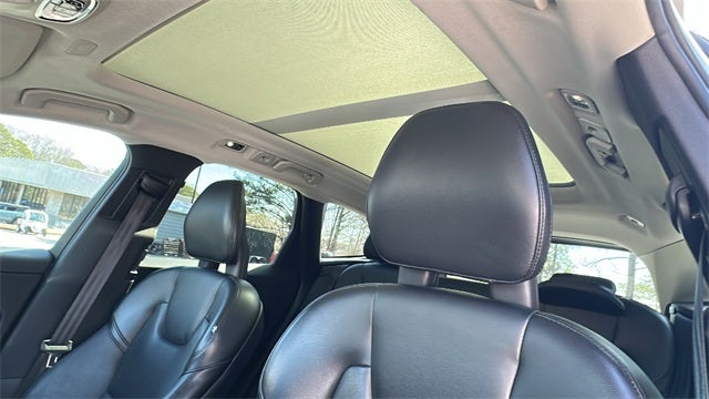 2019 Volvo XC60 T5 Momentum