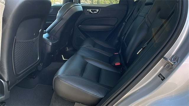 2019 Volvo XC60 T5 Momentum