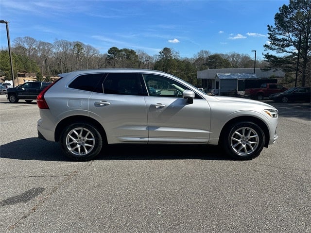 2019 Volvo XC60 T5 Momentum