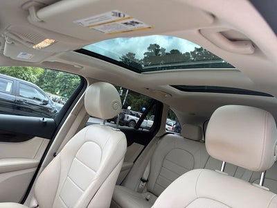 2022 Mercedes-Benz GLC GLC 300