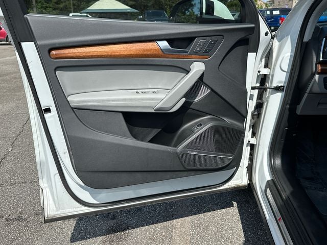 2022 Audi Q5 45 S line Premium quattro
