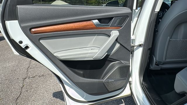 2022 Audi Q5 45 S line Premium quattro