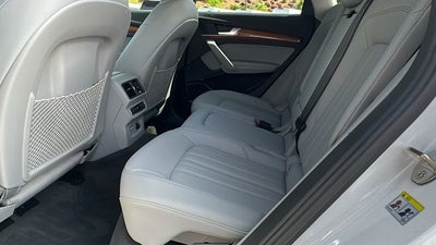 2022 Audi Q5 45 S line Premium quattro