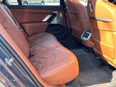 2023 BMW 7 Series 760i xDrive