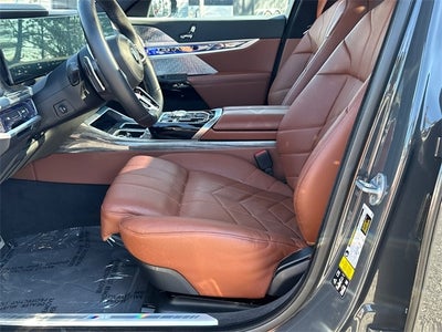 2023 BMW 7 Series 760i xDrive