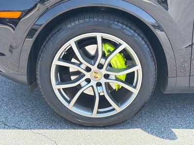 2022 Porsche Cayenne E-Hybrid Coupe Platinum Edition