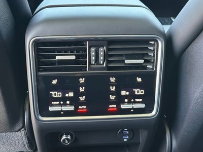 2022 Porsche Cayenne E-Hybrid Coupe Platinum Edition
