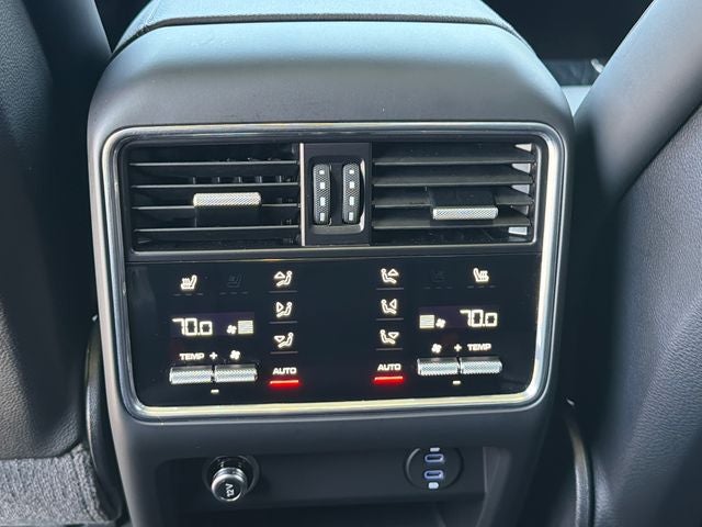 2022 Porsche Cayenne E-Hybrid Coupe Platinum Edition