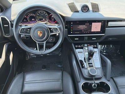 2022 Porsche Cayenne E-Hybrid Coupe Platinum Edition