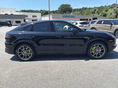 2022 Porsche Cayenne E-Hybrid Coupe Platinum Edition