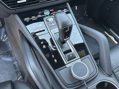 2022 Porsche Cayenne E-Hybrid Coupe Platinum Edition