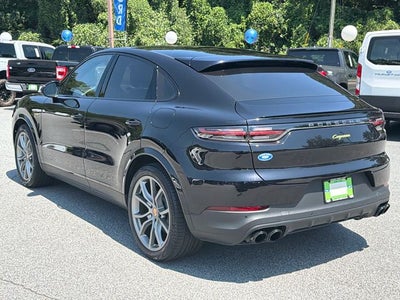 2022 Porsche Cayenne E-Hybrid Coupe Platinum Edition