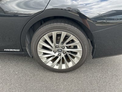 2021 Lexus ES 300h Ultra Luxury