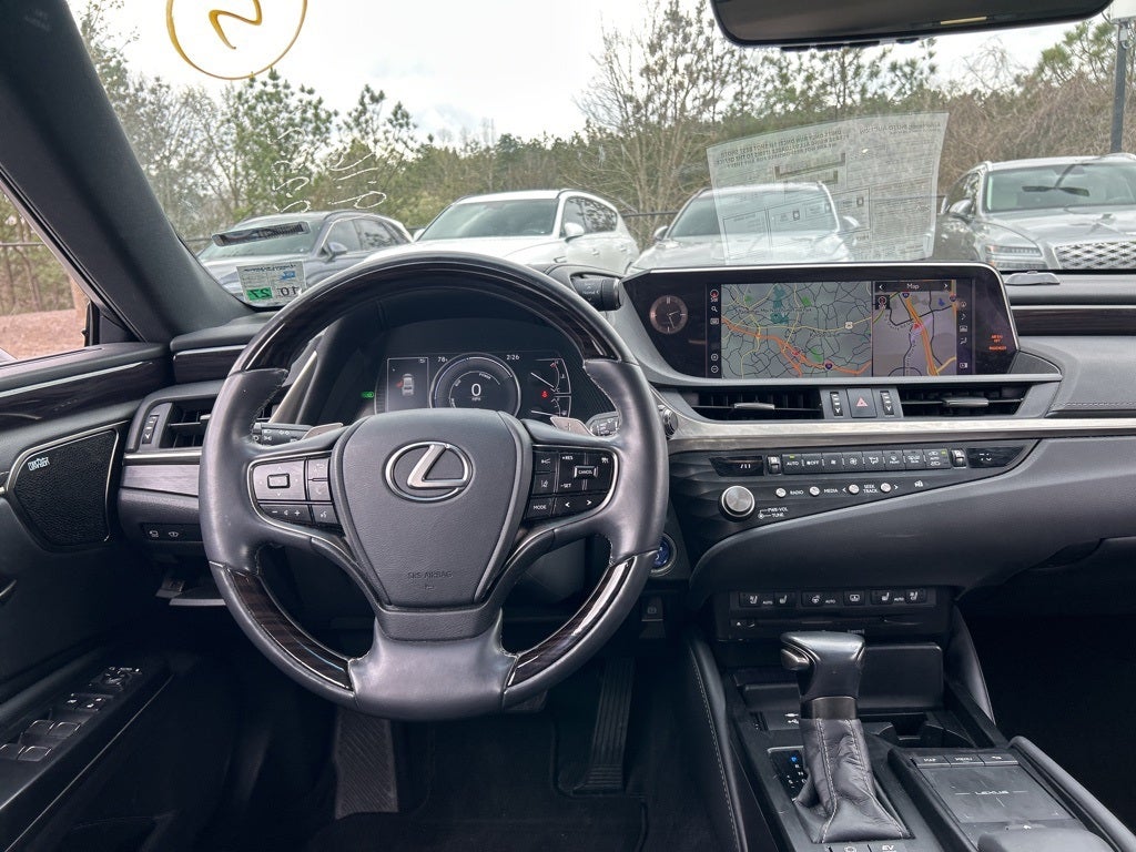 2021 Lexus ES 300h Ultra Luxury