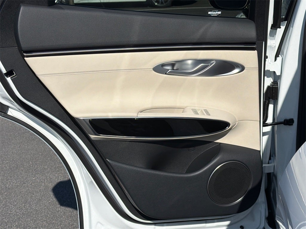 2026 Genesis GV70 2.5T