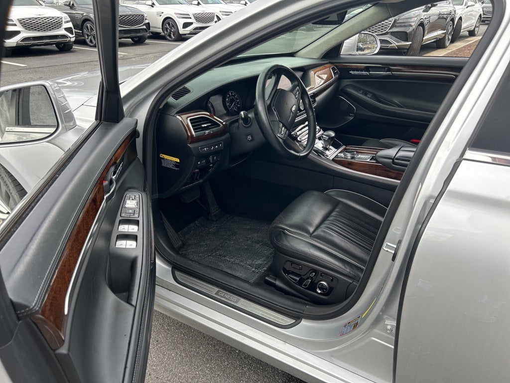 2017 Genesis G90 5.0 Ultimate