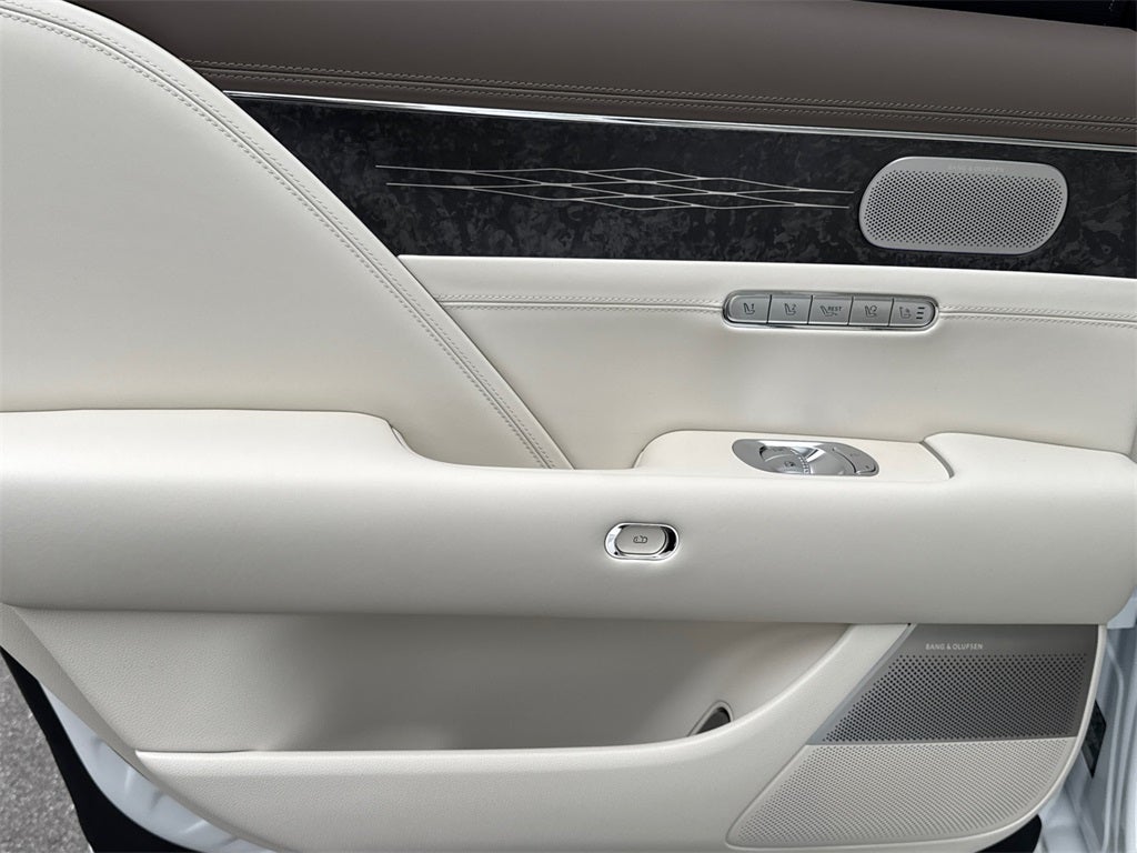 2026 Genesis G90 3.5T E-SC MHEV