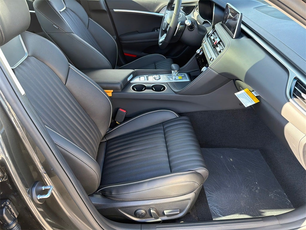 2026 Genesis G70 2.5T PRESTIGE