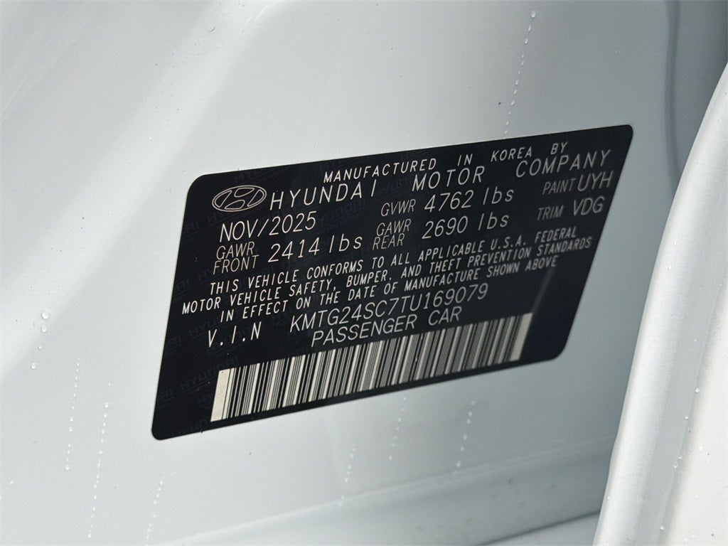 2026 Genesis G70 2.5T PRESTIGE