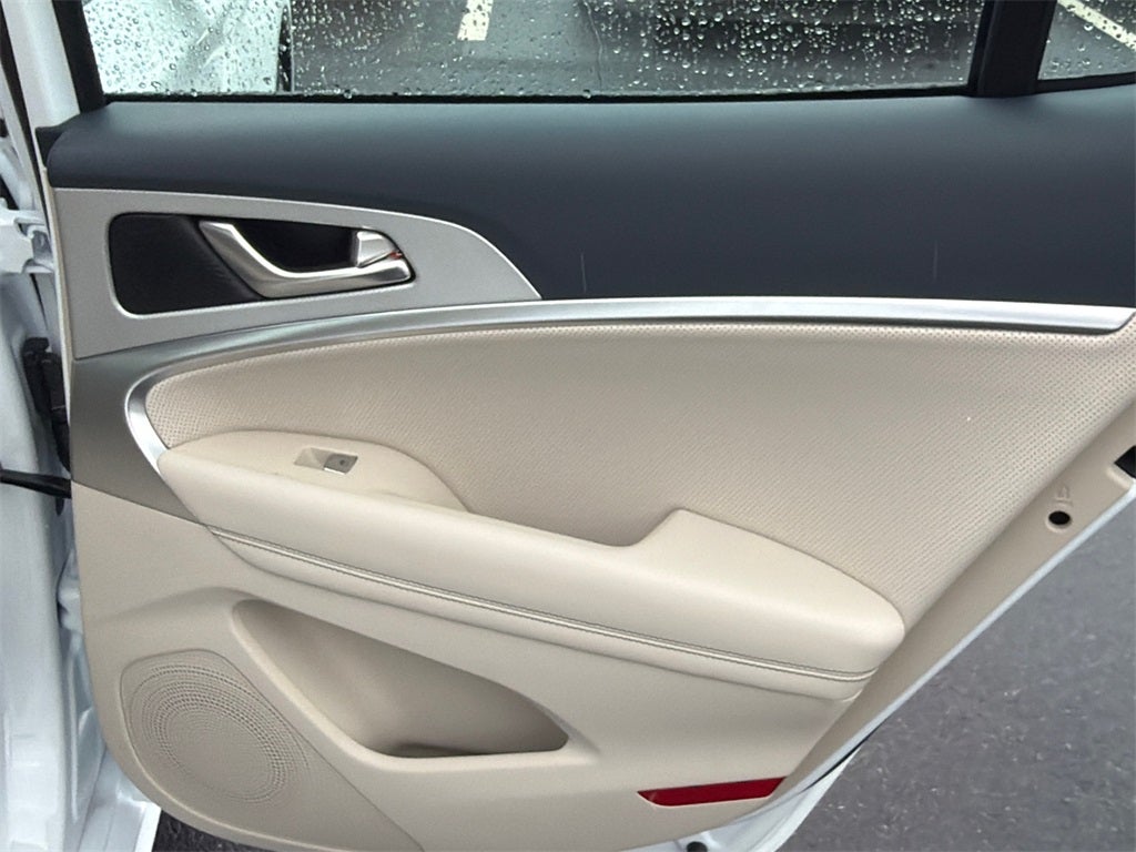 2026 Genesis G70 2.5T PRESTIGE