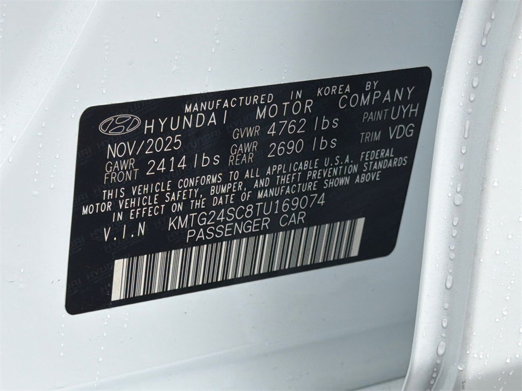 2026 Genesis G70 2.5T PRESTIGE