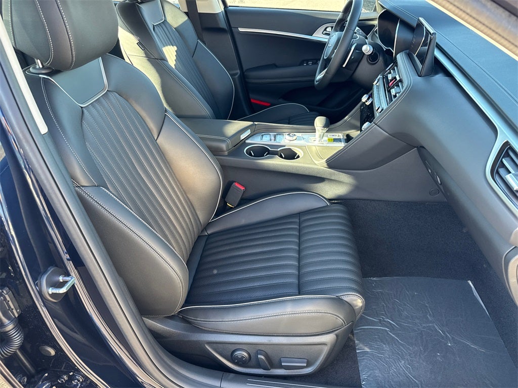 2026 Genesis G70 2.5T PRESTIGE