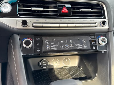 2026 Genesis G70 2.5T PRESTIGE