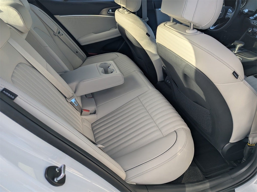 2025 Genesis G70 2.5T Sport Prestige