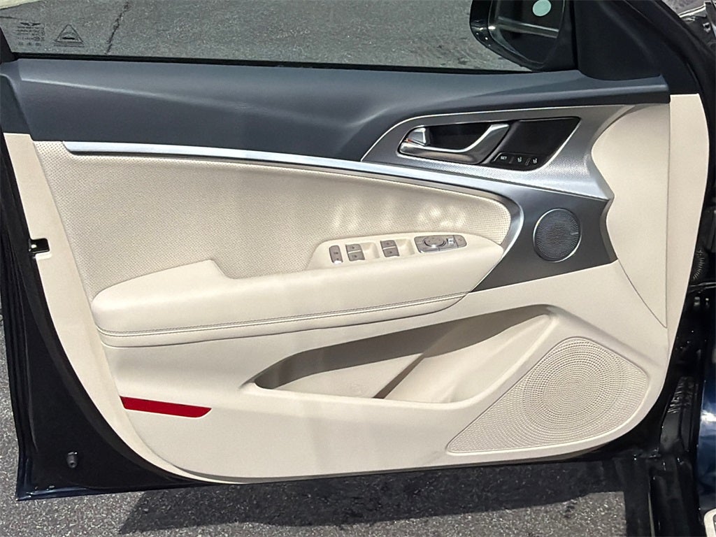 2026 Genesis G70 2.5T PRESTIGE